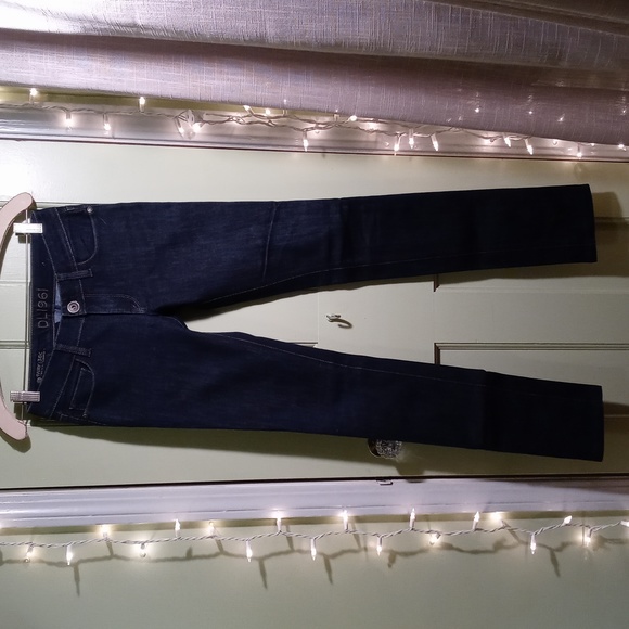 DL1961 Denim - Women's DL1961 Jessica dark wash skinny zip pocket 25 high-end denim